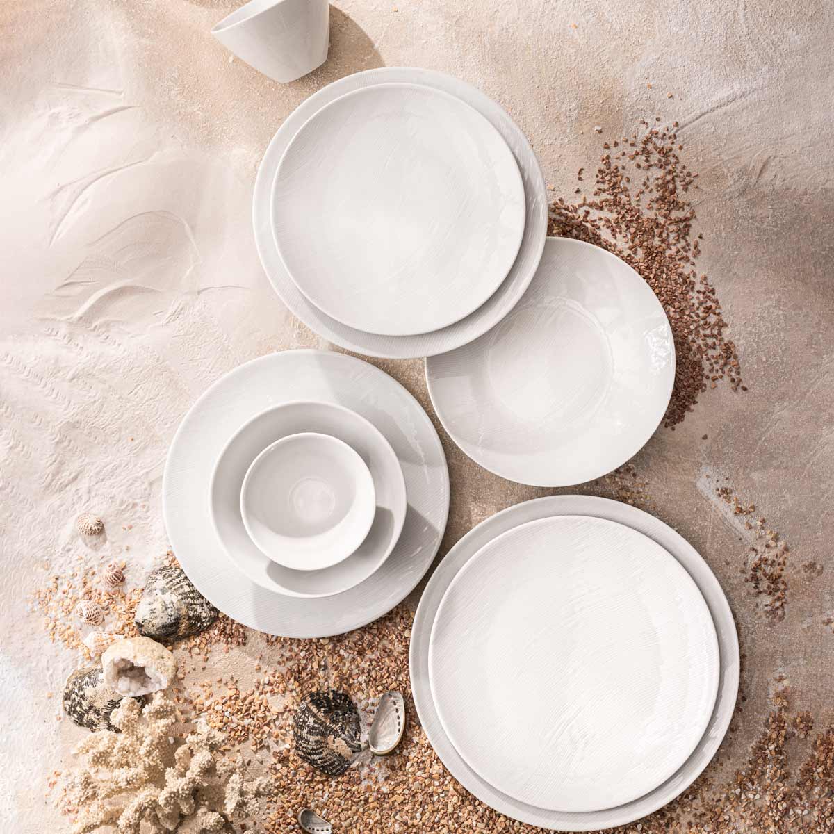 RIVAGE WHITE Round cereal plate 24cm