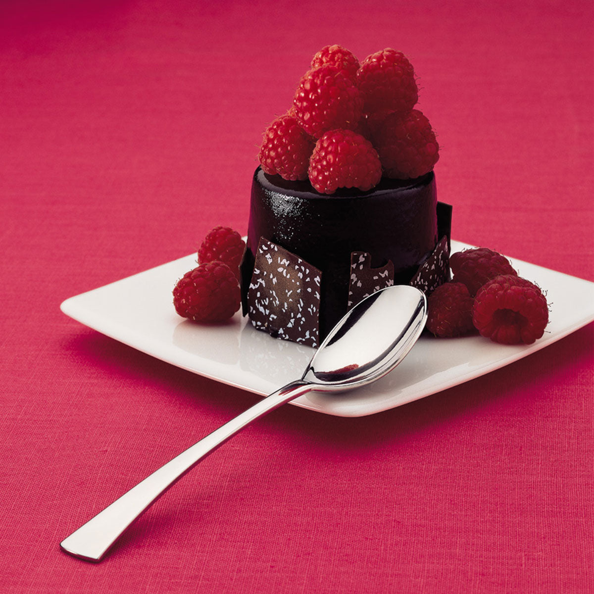 Image du produit: SOLSTICE MIRROR FINISH Soup / Dessert spoon, oval