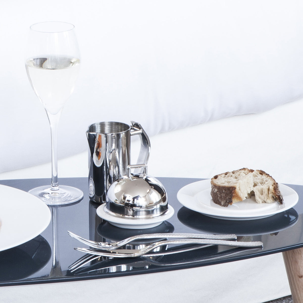 NEWPORT TABLE Butter dish