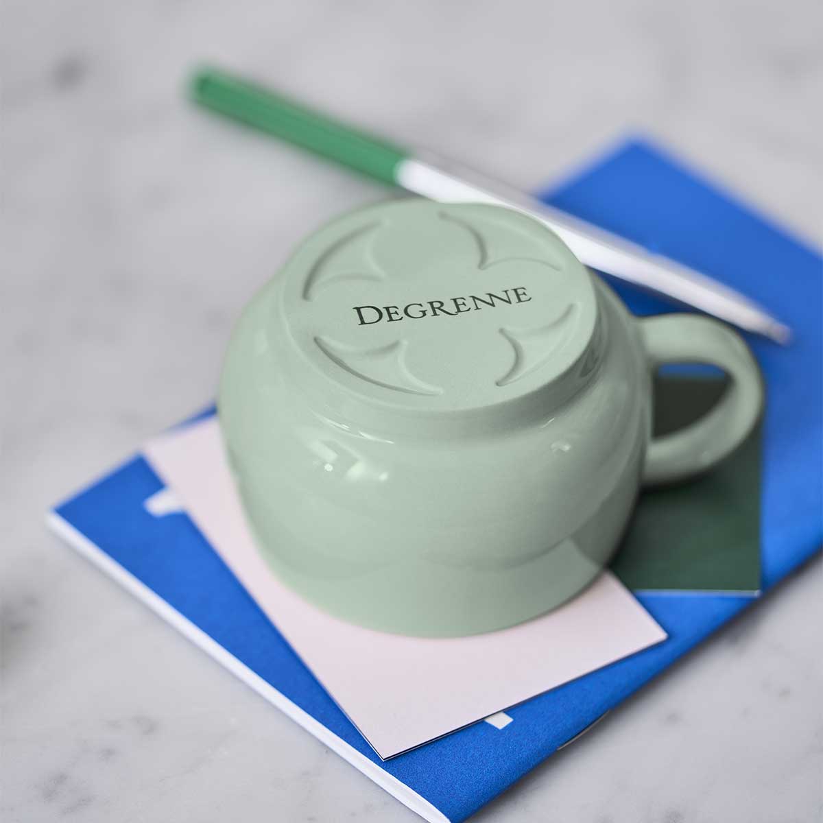 CAFETERIE EMPILEO ALMOND GREEN Breakfast cup 39 cl