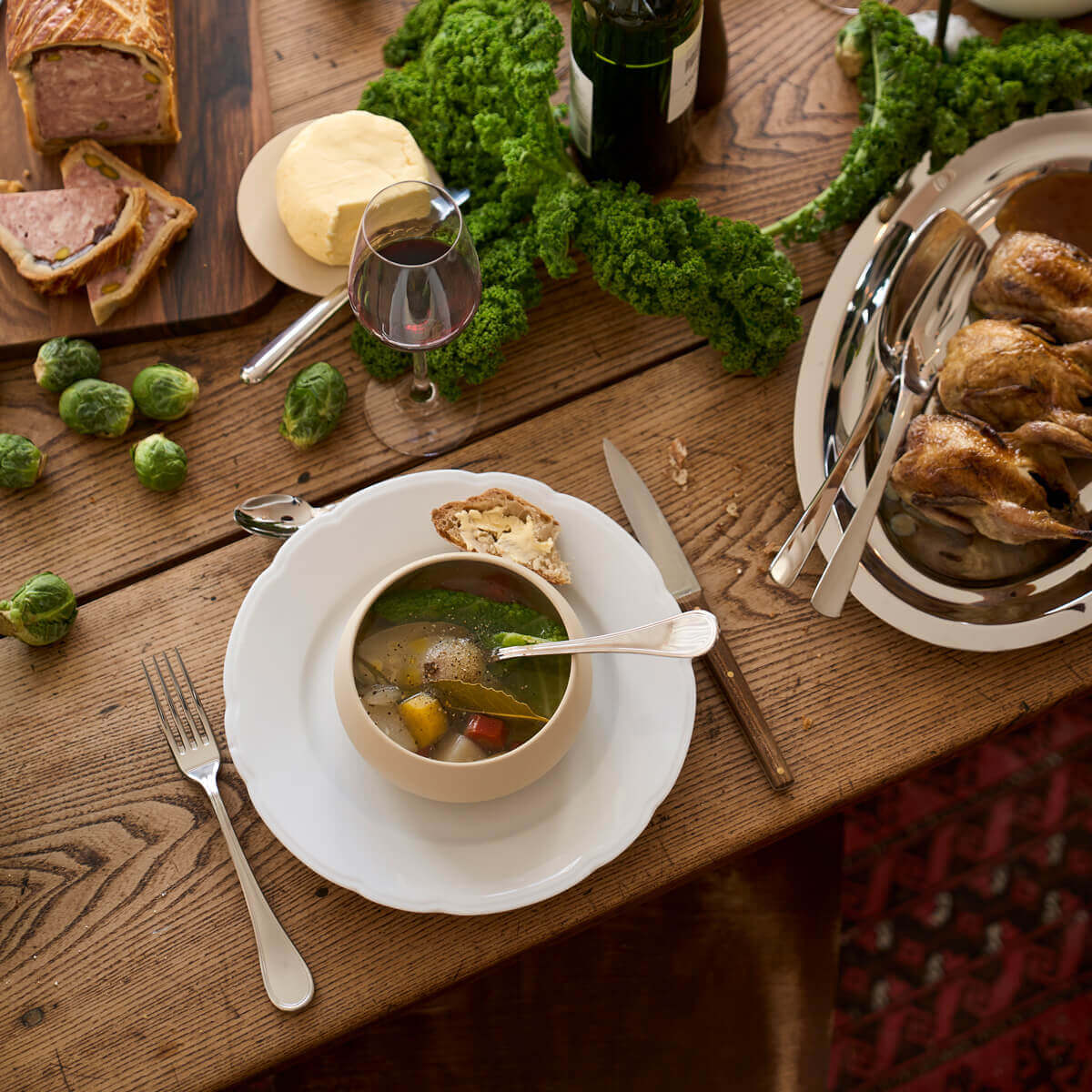 Image du produit: REMINISCENCE WHITE Coupe plate 19 cm