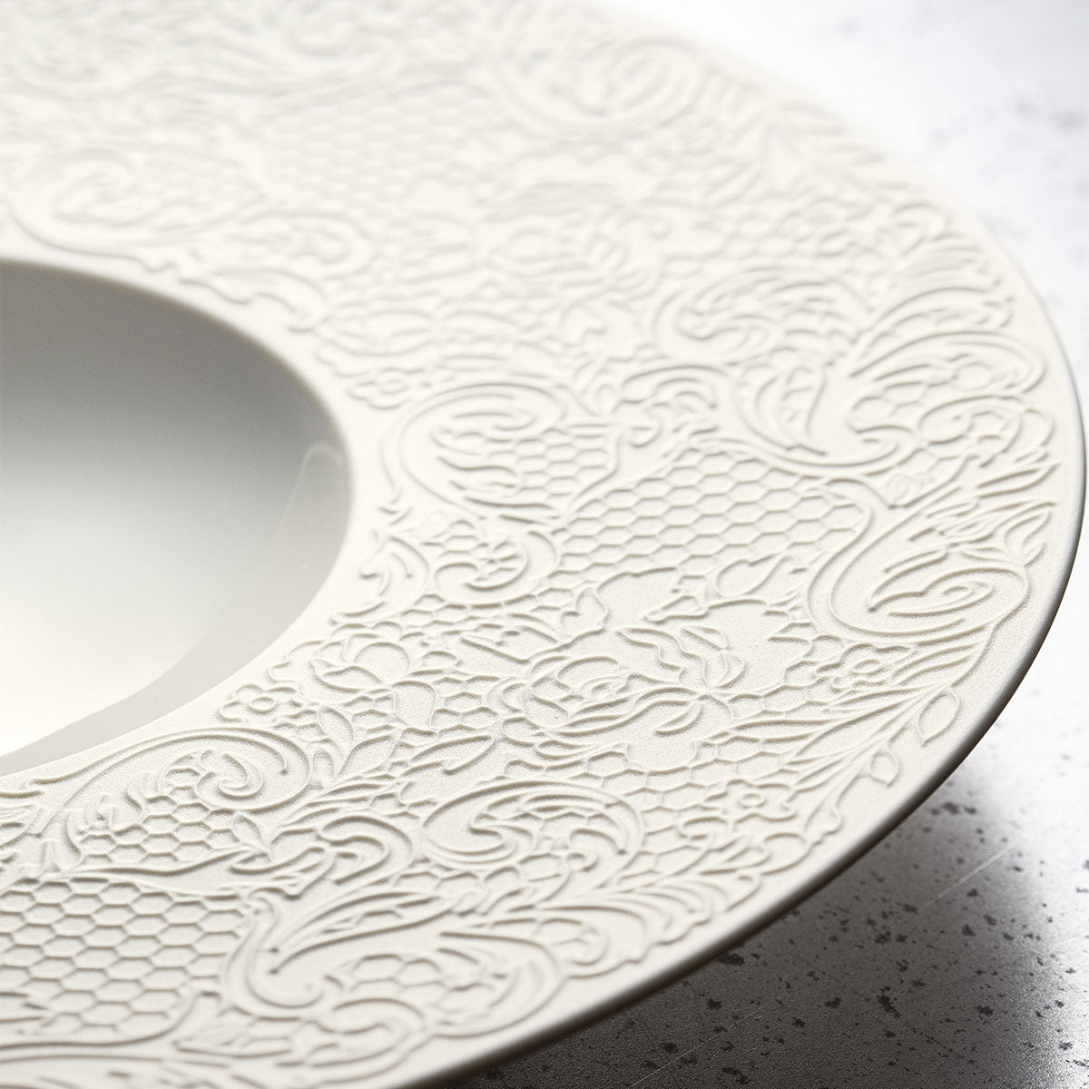 COLLECTION L COUTURE IVORY Dessert plate 24 cm