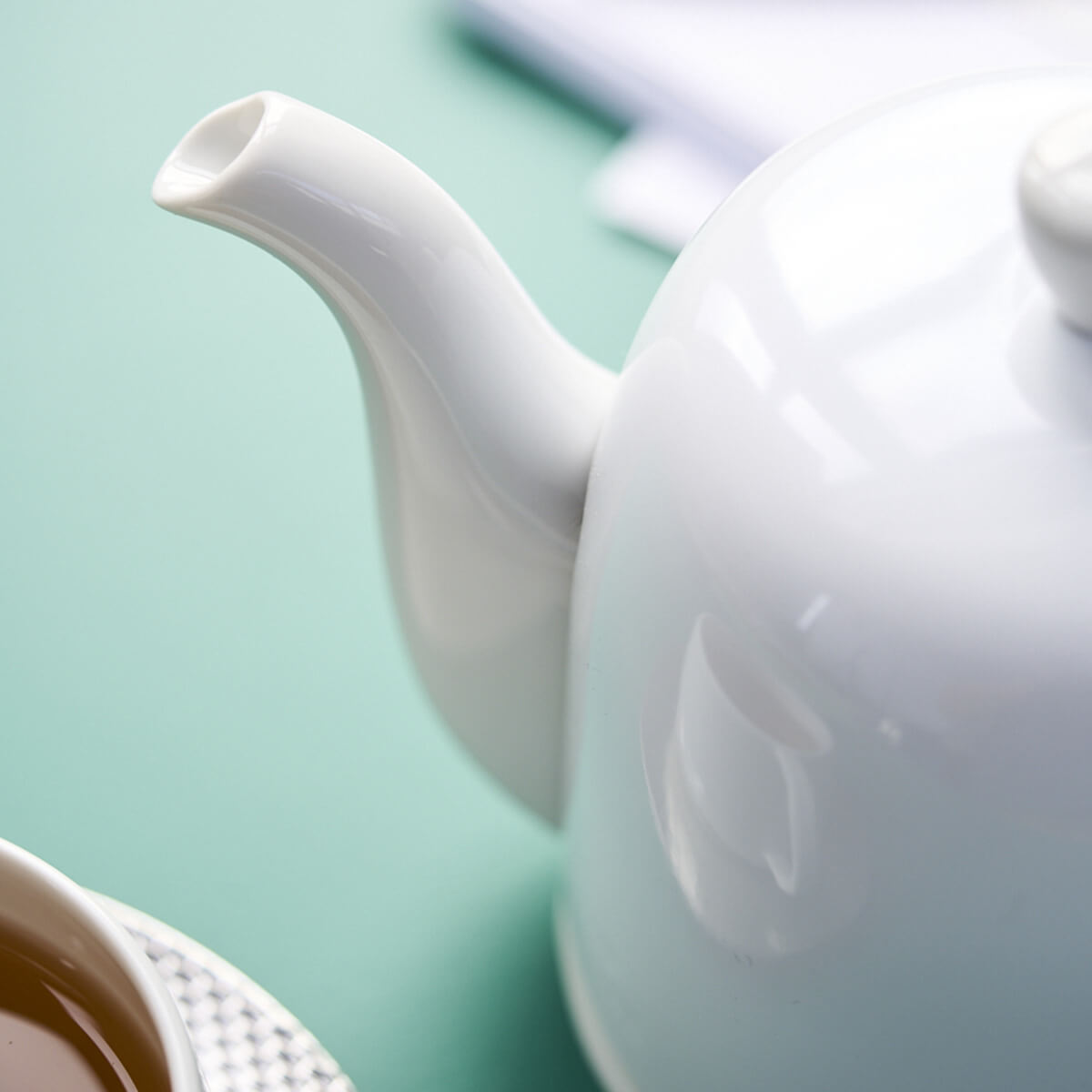 SALAM MONOCHROME Tea pot 6 cups white bell